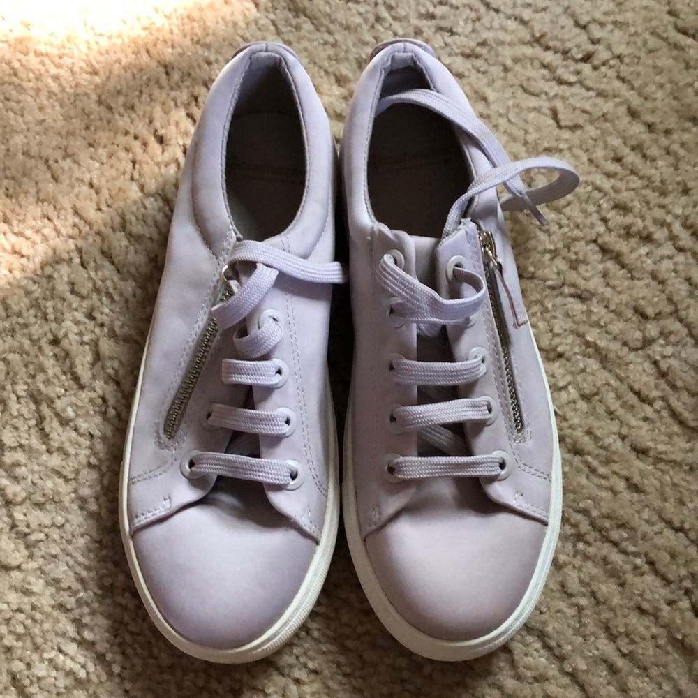 Rose pink sneakers